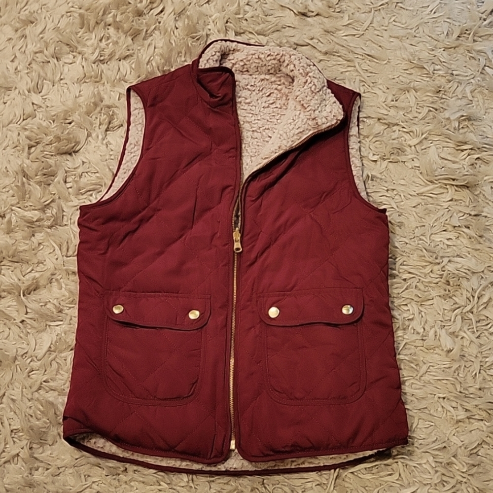 Reversible winter vest